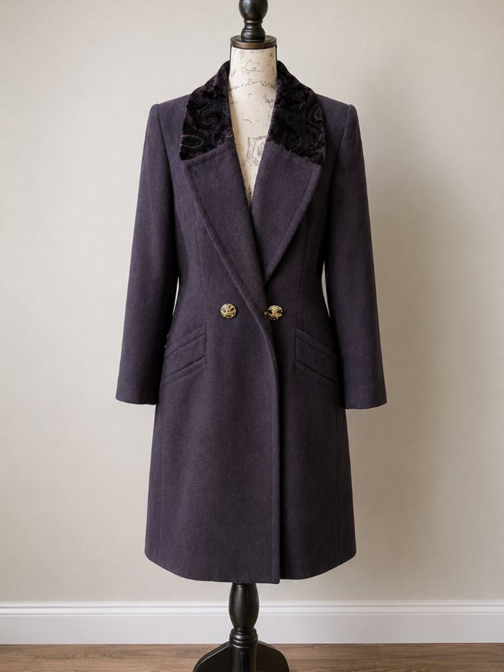 Vintage Coat Petite Sophisticate Wool Blend Long Jacket 6P Paisley Velvet Collar